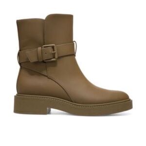 Vince Kaelyn Leather Waterproof Bootie in Cypress Green NWOT